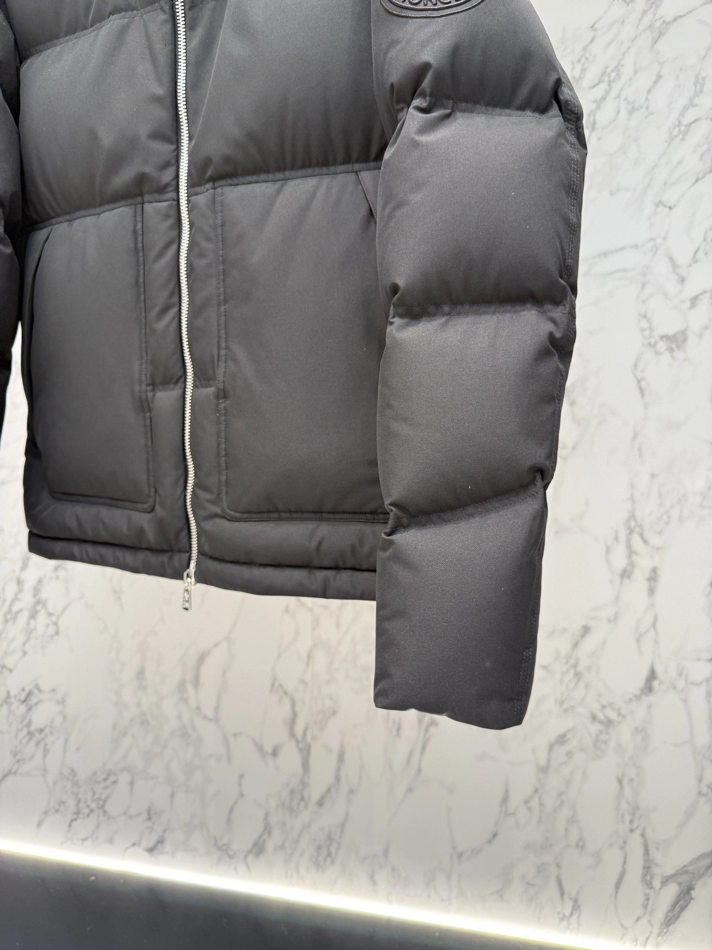 wg.luxury-- 7o9385r Down jacket item:E-F501J1031H